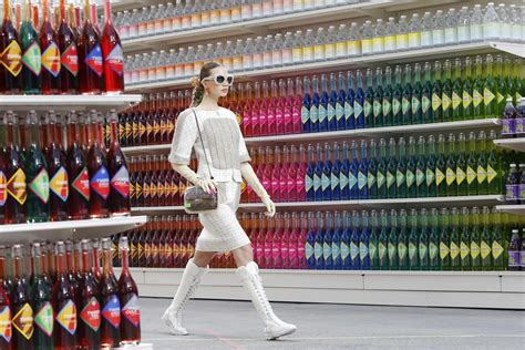 chanel grocery store runway|chanel supermarket show 2015.